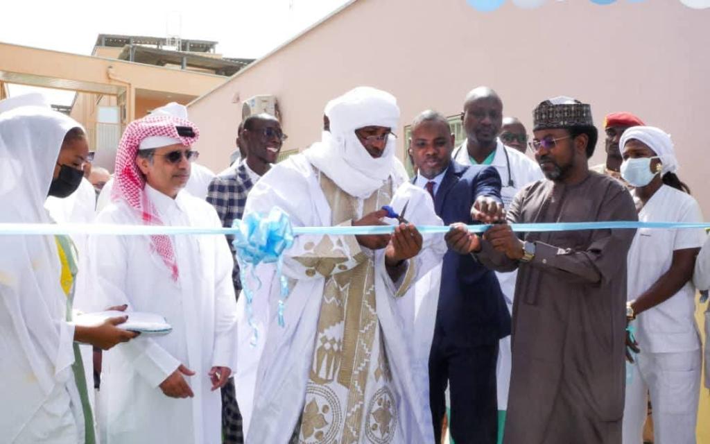 تدشين مركز حديث لغسيل الكلى بمستشفى "النهضة" في أنجمينا بدعم قطري