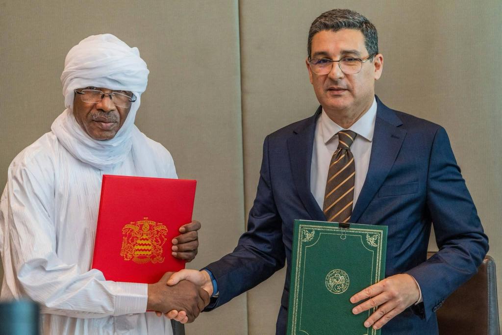 الجزائر وتشاد توقّعان اتفاقية شراكة استراتيجية لتعزيز التعاون الصحي